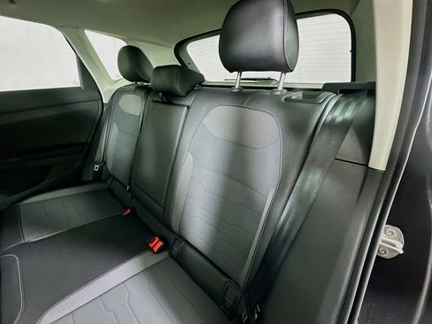 New 2026 Volkswagen Taos SE image 23