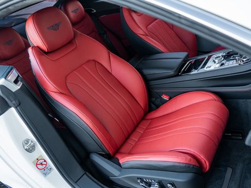 Used 2023 Bentley Continental GT Mulliner image 35