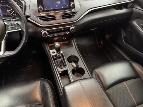 Used 2020 Nissan Altima 2.5 SR image 25