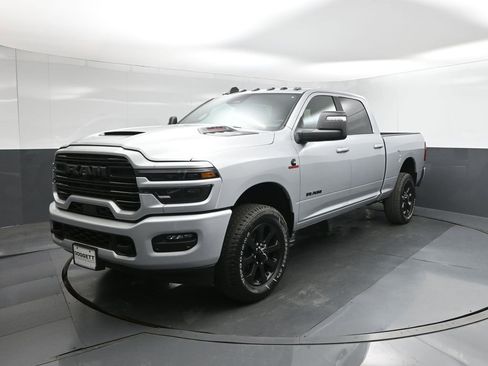 New 2026 RAM 2500 Laramie w/ Night Edition AWD/4WD image 30