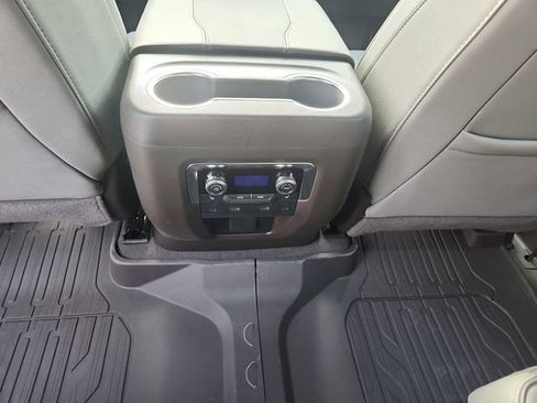 New 2026 GMC Yukon Elevation w/ Elevation Premium Package RWD image 13
