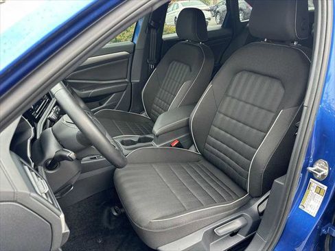 Used 2024 Volkswagen Jetta Sport image 21