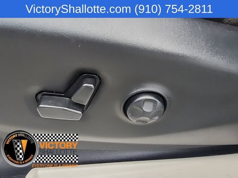 Certified 2023 Chrysler Voyager LX FWD image 17