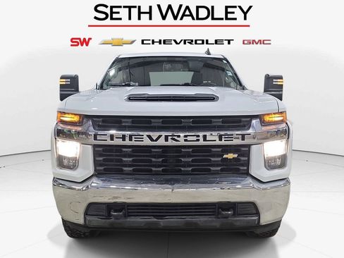Used 2023 Chevrolet Silverado 2500 LT image 2