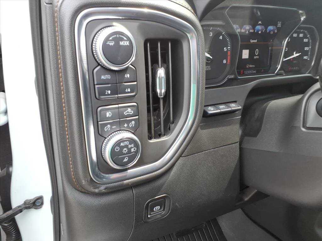 Used 2020 GMC Sierra 1500 AT4 w/ AT4 Premium Package AWD/4WD image 23