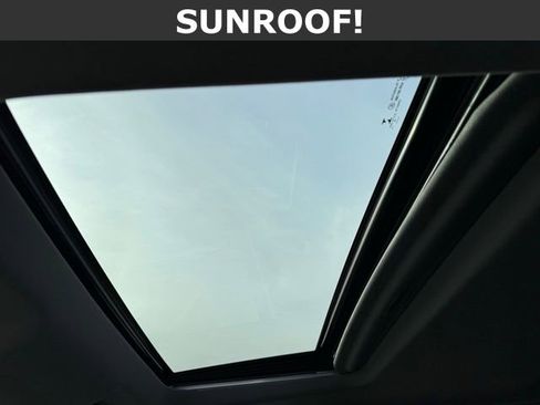 Used 2019 GMC Sierra 1500 SLT image 24