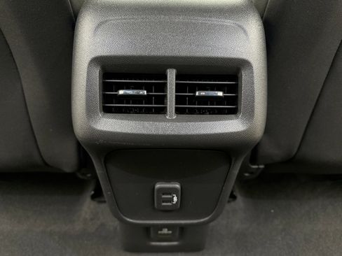 Used 2022 Chevrolet Equinox LT image 20