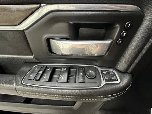Used 2024 RAM 2500 Laramie w/ Safety Group AWD/4WD image 23