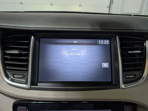 Used 2023 INFINITI QX50 Luxe AWD/4WD image 21