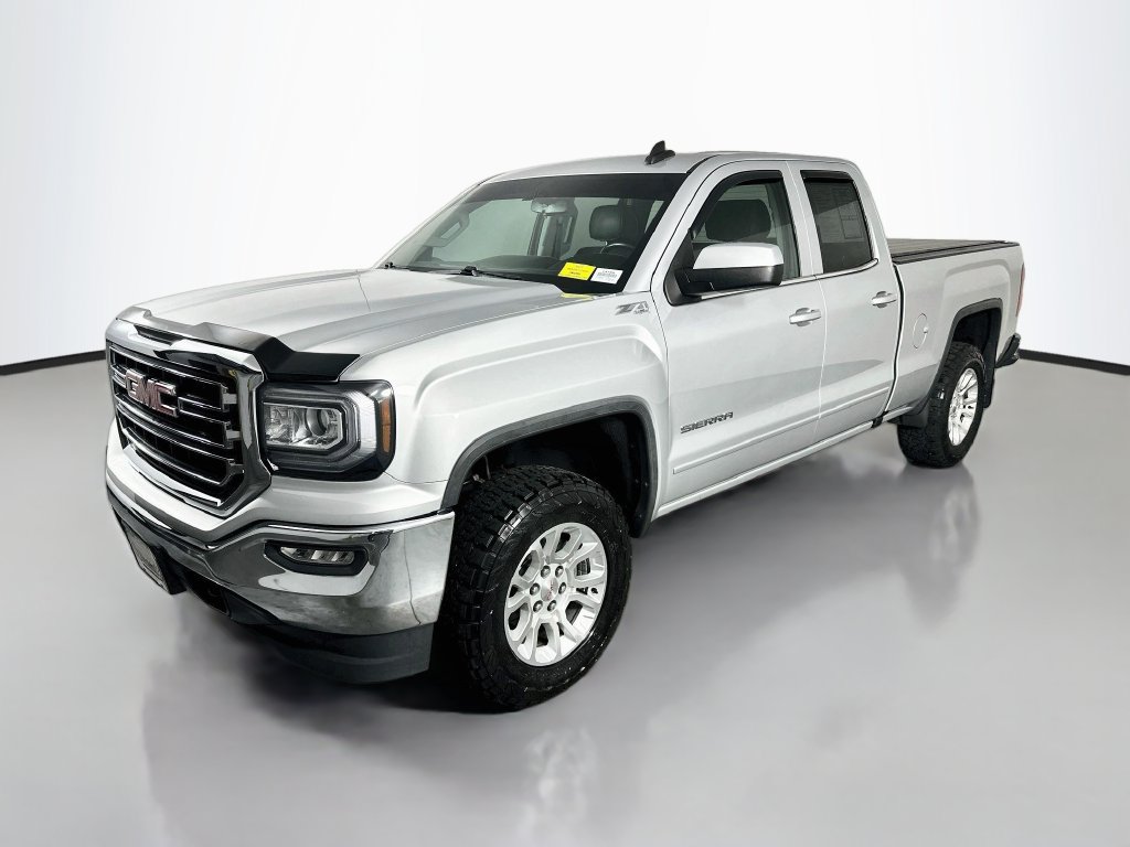Used 2018 GMC Sierra 1500 SLE w/ SLE Value Package AWD/4WD image 3