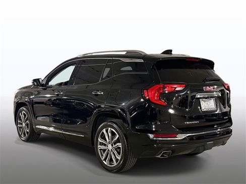 Used 2020 GMC Terrain Denali w/ Denali Premium Package image 12
