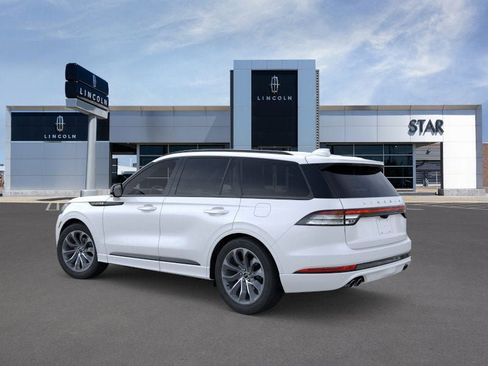 New 2026 Lincoln Aviator AWD w/ Jet Appearance Package image 4