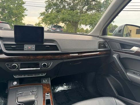 Used 2018 Audi Q5 2.0T Premium Plus AWD/4WD image 17