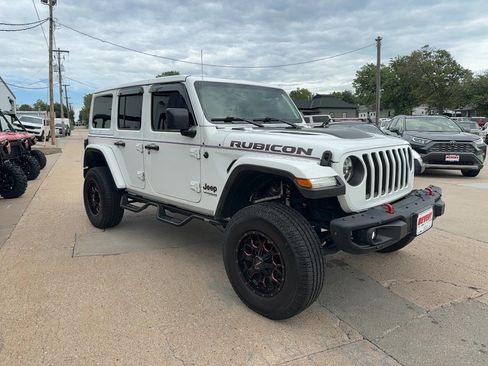 Used 2020 Jeep Wrangler Unlimited Rubicon AWD/4WD image 4