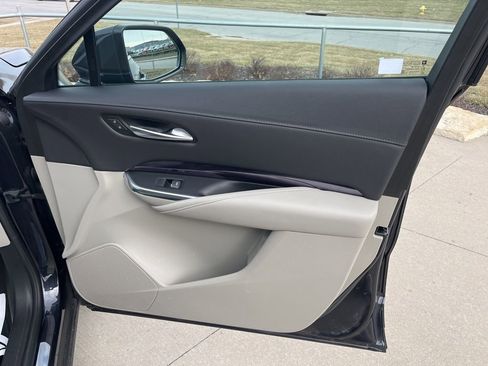 Used 2023 Cadillac XT4 Luxury image 21