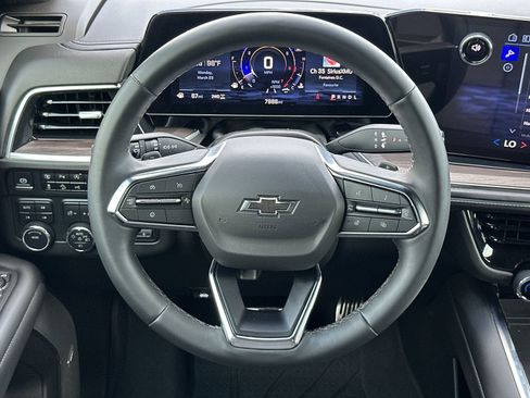 Certified 2025 Chevrolet Suburban Z71 w/ Comfort Package image 19