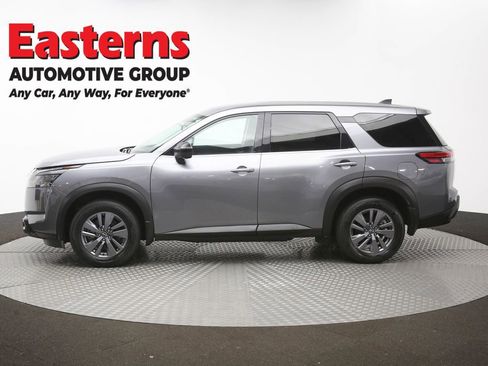 Used 2023 Nissan Pathfinder S AWD/4WD image 85