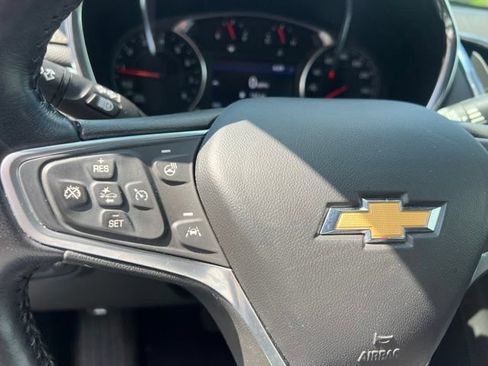 Used 2022 Chevrolet Equinox Premier AWD/4WD image 26