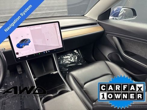 Used 2018 Tesla Model 3 Performance image 14