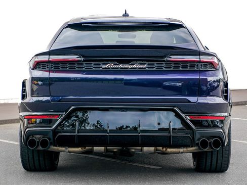 Used 2025 Lamborghini Urus SE image 4