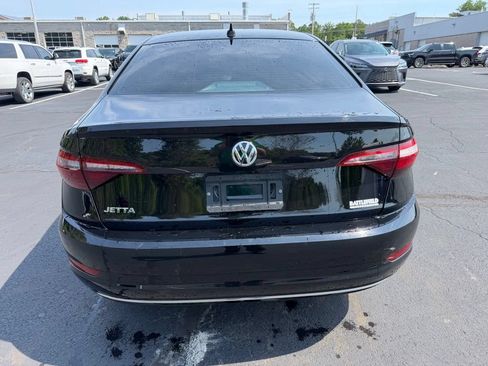 Used 2021 Volkswagen Jetta SE w/ SE Cold Weather Package FWD image 8
