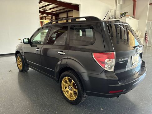 Used 2010 Subaru Forester 2.5X Premium AWD/4WD image 6