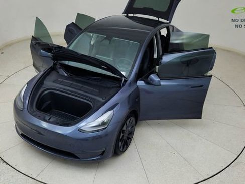 Used 2023 Tesla Model Y Performance image 82