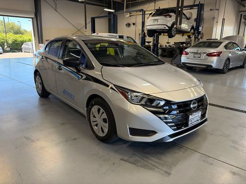 Used 2024 Nissan Versa S w/ Trunk Package FWD image 1