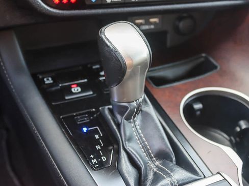 Certified 2020 Lexus RX 350 FWD w/ Premium Package image 19