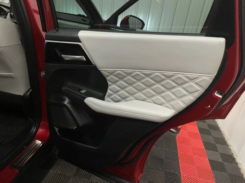 Used 2022 Mitsubishi Outlander SEL AWD/4WD image 41