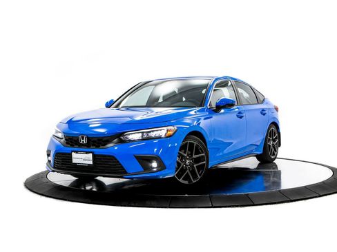 Used 2024 Honda Civic Sport Touring image 1