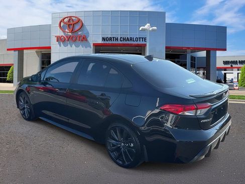 Used 2025 Toyota Corolla SE FWD image 5