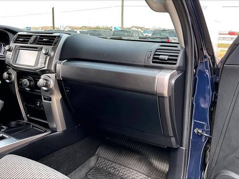 Used 2019 Toyota 4Runner SR5 image 19