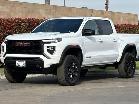 Certified 2025 GMC Canyon Elevation image 8