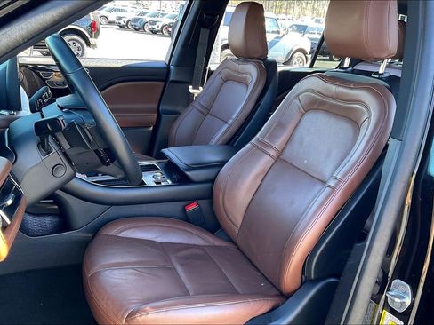 Certified 2024 Lincoln Aviator Reserve w/ Equipment Group 201A image 25