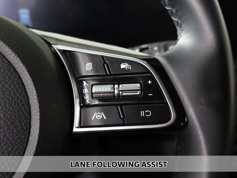 Certified 2025 Kia Seltos S AWD/4WD image 4