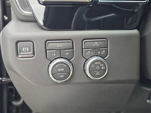 New 2026 GMC Sierra 1500 Elevation w/ LPO, Elevation Black Package image 23