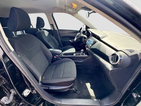 Used 2022 Nissan Kicks SV FWD image 26