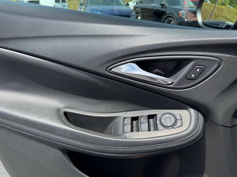 Used 2020 Buick Encore GX Preferred FWD image 14