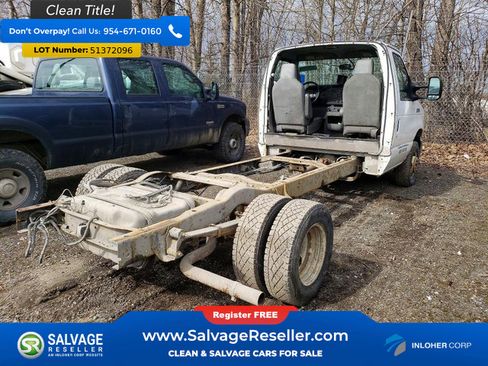 Used 2017 Ford E-350 and Econoline 350 Super Duty w/ Power Windows & Locks Group RWD image 4