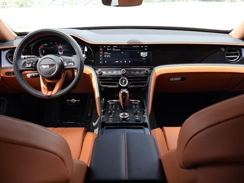 New 2025 Bentley Flying Spur Plug-In Hybrid AWD/4WD image 5