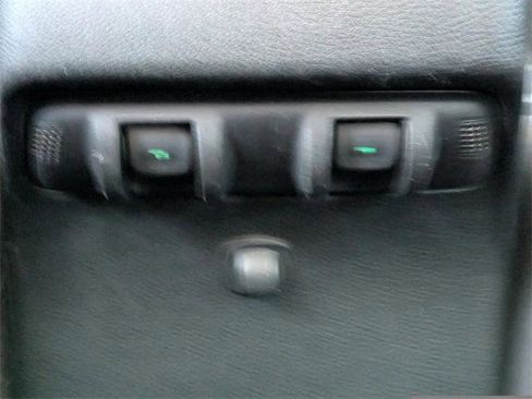 Certified 2015 Jeep Wrangler Unlimited Rubicon w/ Dual Top Group image 15