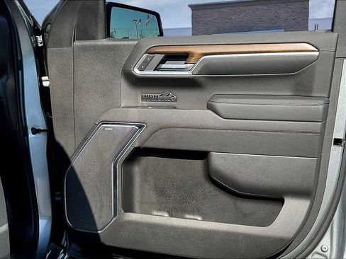 Used 2026 Chevrolet Silverado 1500 High Country image 29