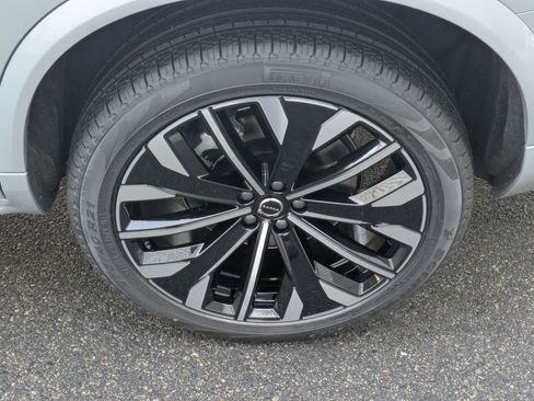 New 2026 Volvo XC90 T8 Ultra w/ Protection Package Premier AWD/4WD image 18