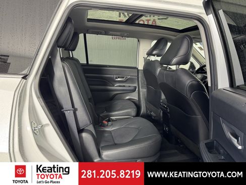 Certified 2024 Toyota Grand Highlander Limited image 20