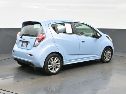 Used 2015 Chevrolet Spark LT FWD image 6