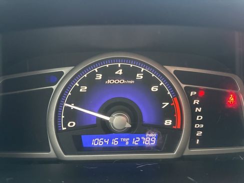 Used 2011 Honda Civic LX image 7