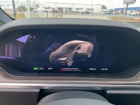 Used 2023 Tesla Model X image 21