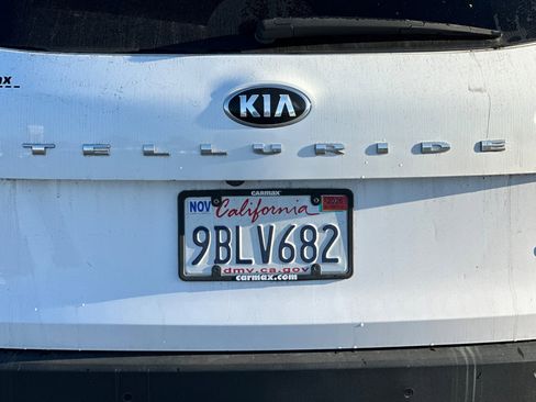 Used 2021 Kia Telluride EX w/ EX Premium Package image 50