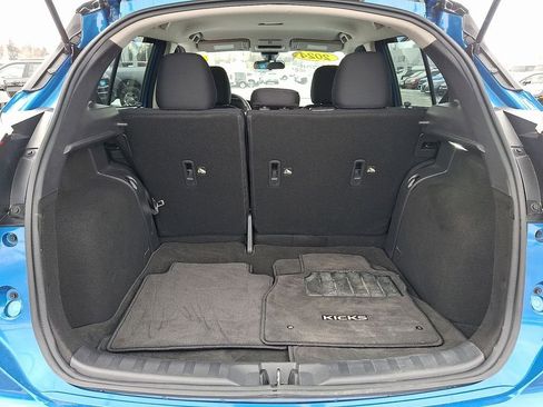 Used 2024 Nissan Kicks SV image 27